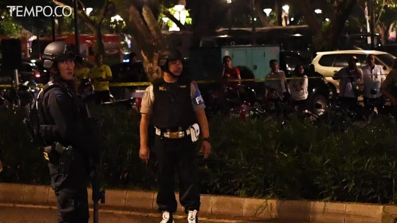 Nobar Debat Capres, dari Panggung Budaya hingga Ledakan Petasan