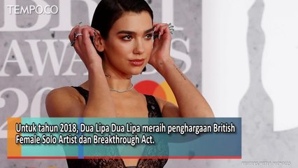 Baju Menerawang, Montana Brown Dikritik di Ajang Brit Awards