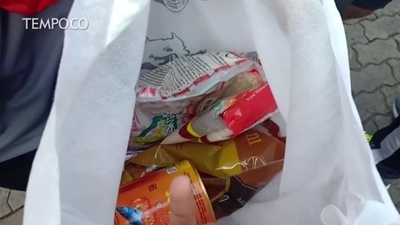 HUT BUMN, Sarinah Gelar Sembako Rp 10 Ribuan