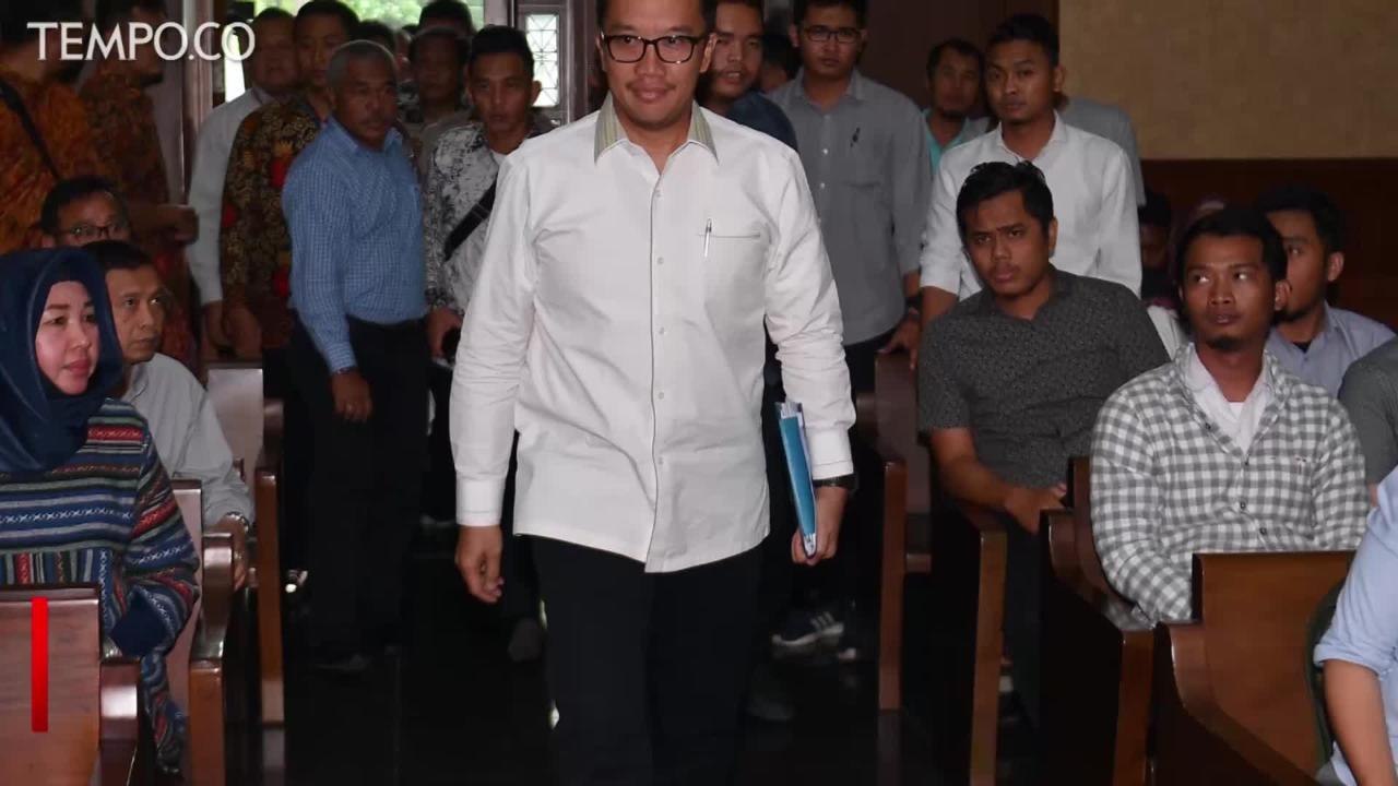 Ditanya Jaksa, Menpora Akui Pakai Dana Kementerian untuk Umroh