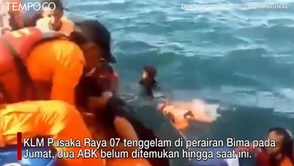 Evakuasi Kapal Tenggelam Akibat Dihantam Ombak