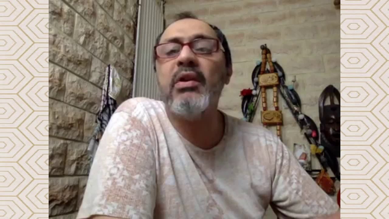 Ahmed Moualek le dernier messager se place parmi les prophètes à la place du Prophète (saws).