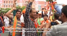 Pendukung Rayakan Kemenangan Narendra Modi Jadi PM India
