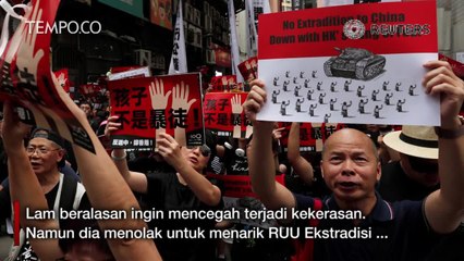 Demonstran Berpakaian Hitam Menuntut Pemimpin Hong Kong Mundur