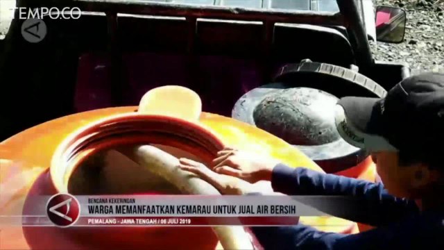Kekeringan Melanda, Warga Manfaatkan Untuk Jual Air Bersih