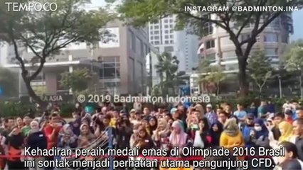 Video Viral, Pebulutangkis Liliyana Natsir Nyamar Jadi Tukang Sapu