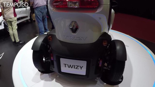 Mobil Listrik Renault Twizy Tarik Perhatian Pengunjung GIIAS 2019