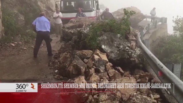 SHKËMBINJTË SHEMBEN MBI RRUGË, BLLOKOHET AKSI TURISTIK KRUJË SARISALLTIK