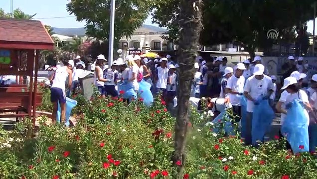 Erdek sahilinde çöp toplama etkinliği - BALIKESİR