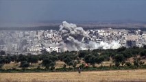 تواصل غارات النظام وروسيا على مدن وبلدات بريف إدلب