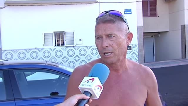 Desalojan el parque acuático 'Aqualand Maspalomas' por un incendio en un local próximo