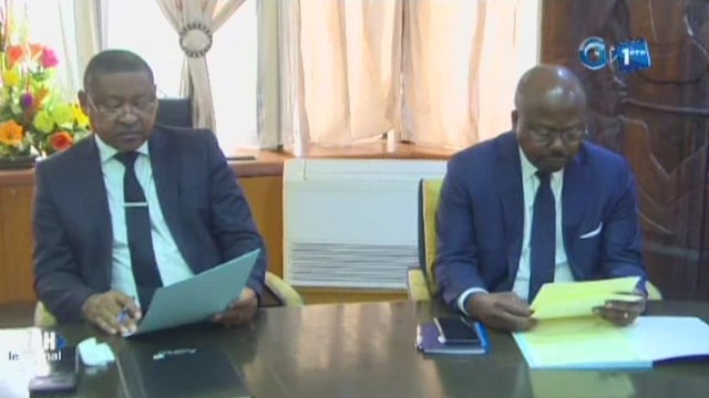 RTG/ Séance de travail de plusieurs ministres dont le ministre des affaires étrangères avec le premier ministre