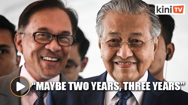 Dr Mahathir: I will step down when the time is right
