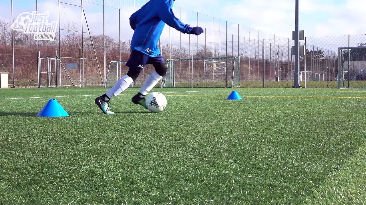 Fussballtraining_ Breeze - Finten - Technik
