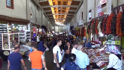 Kapalı Çarşı'da bayram hareketliliği