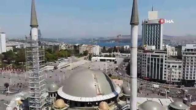 Taksim Camii'nin büyük bir bölümü tamamlandı