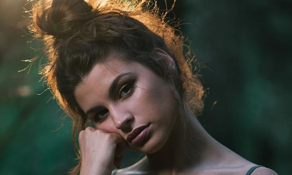 Δανάη Παππά: Η αλλαγή στην εμφάνισή της για τη σειρά «8 Λέξεις» μέρος β