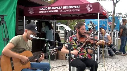 Gaziosmanpaşa'da sınava giren öğrenciler piknik şöleninde stres attı