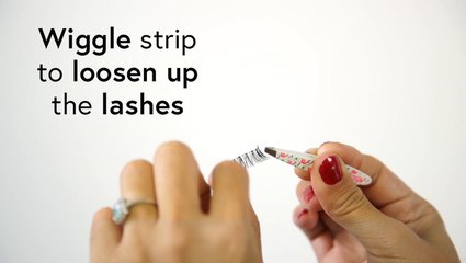 The Genius Way To Apply Fake Eyelashes