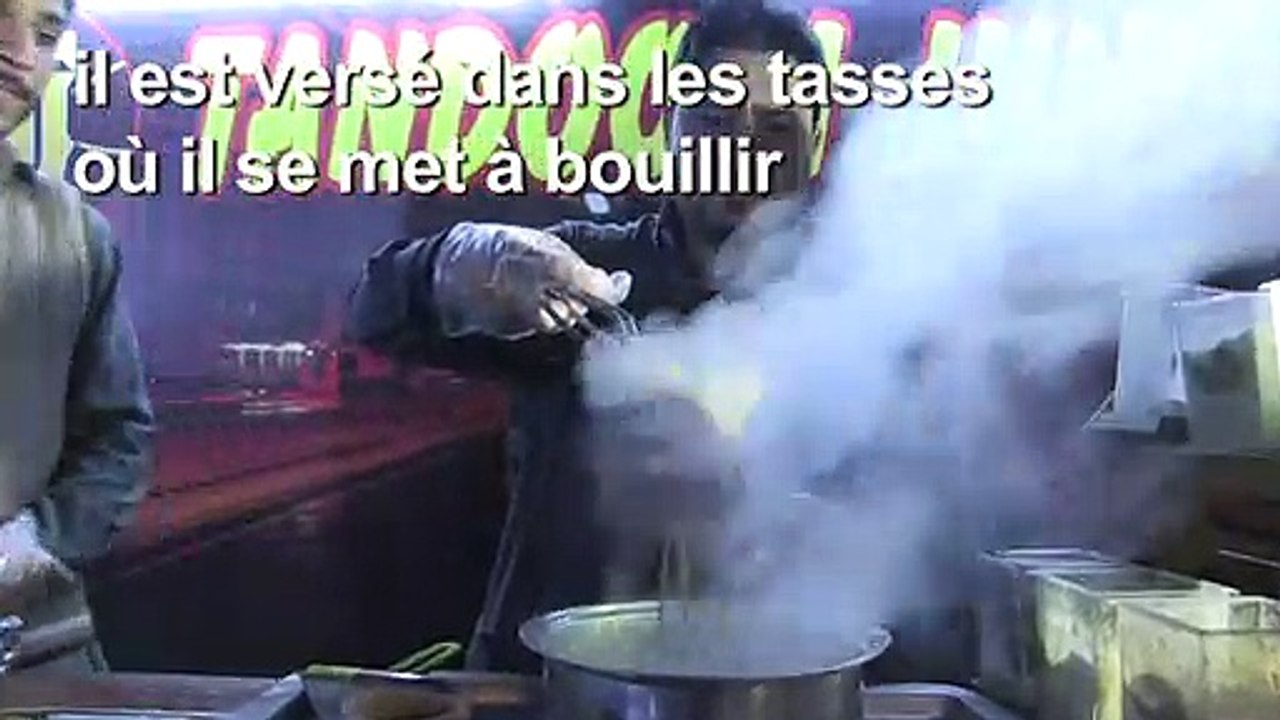 Au Pakistan, le Tandoori chai, un thé pas comme les autres