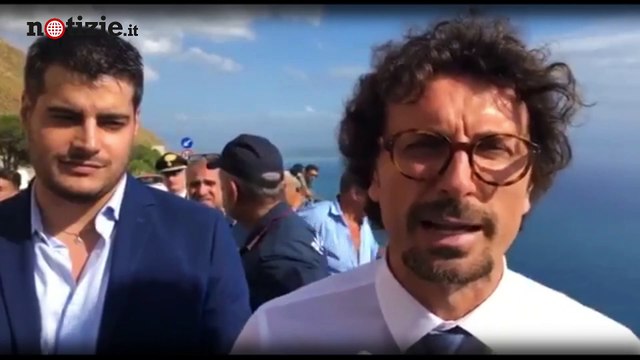 Infrastrutture, Danilo Toninelli inaugura la strada del mare | Notizie.it