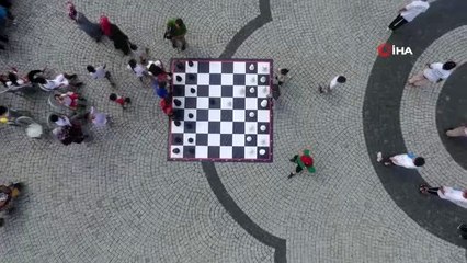 Gaziosmanpaşa'da sınava giren öğrenciler piknik şöleninde stres attı