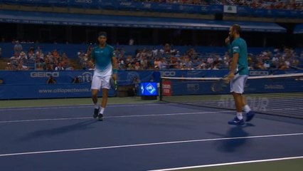 لقطة: تنس: هزيمة كيريوس وتيستيباس في زوجي واشنطن