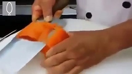 下载视频: Guardate cosa si riesce fare con una carota