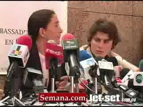 En un secuestro uno deja muchas plumas