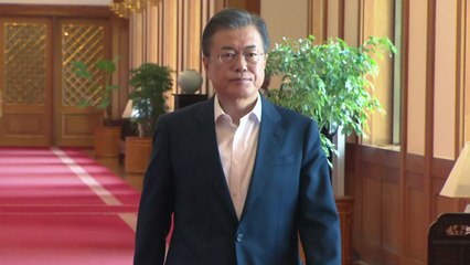 靑 "문 대통령, 北 미사일 보고받아...상황 주시" / YTN