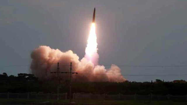 北, 오늘 새벽 단거리 탄도미사일 2발 발사...250km비행 / YTN