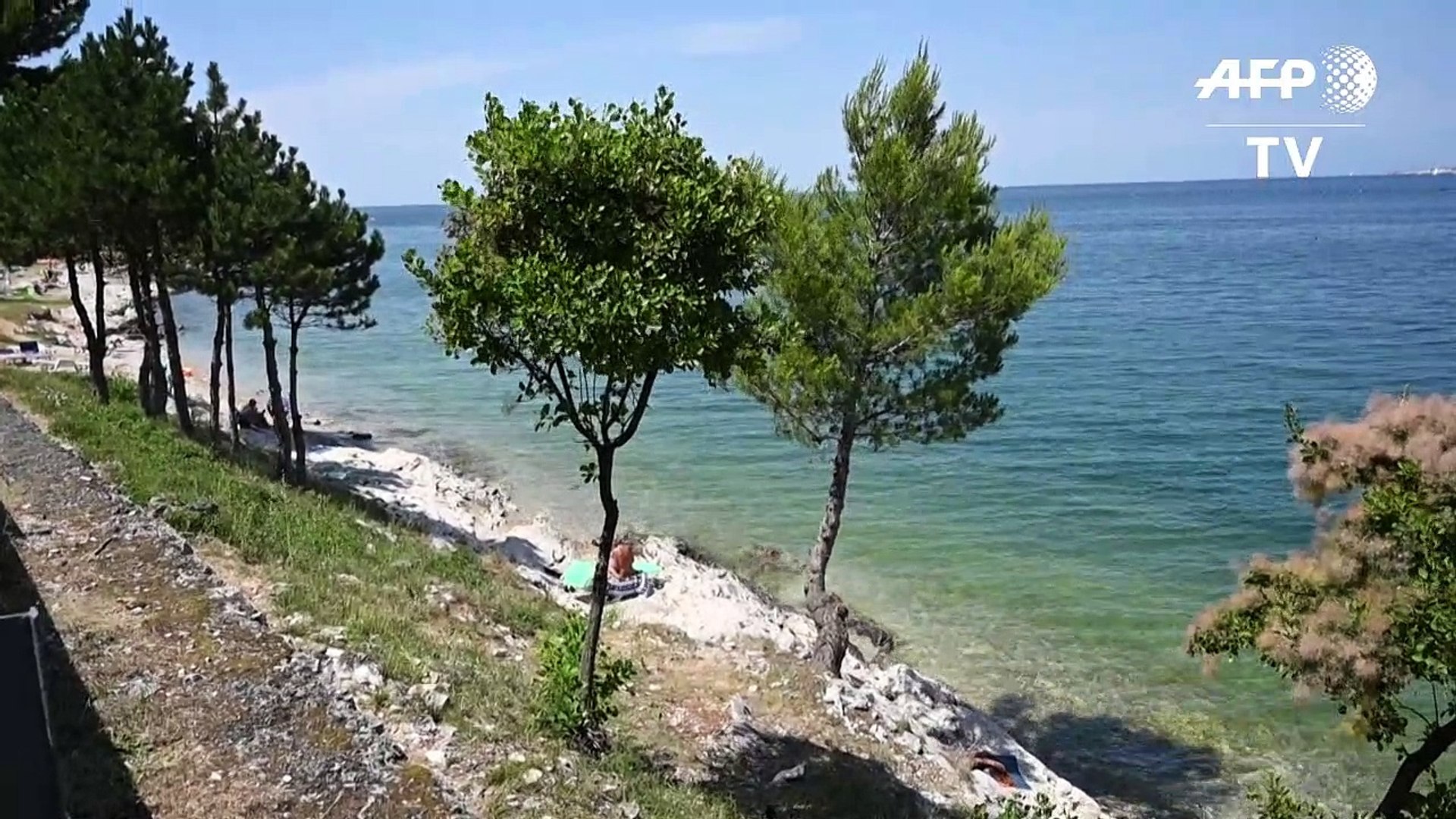 Fkk nackt video am strand Nackt am