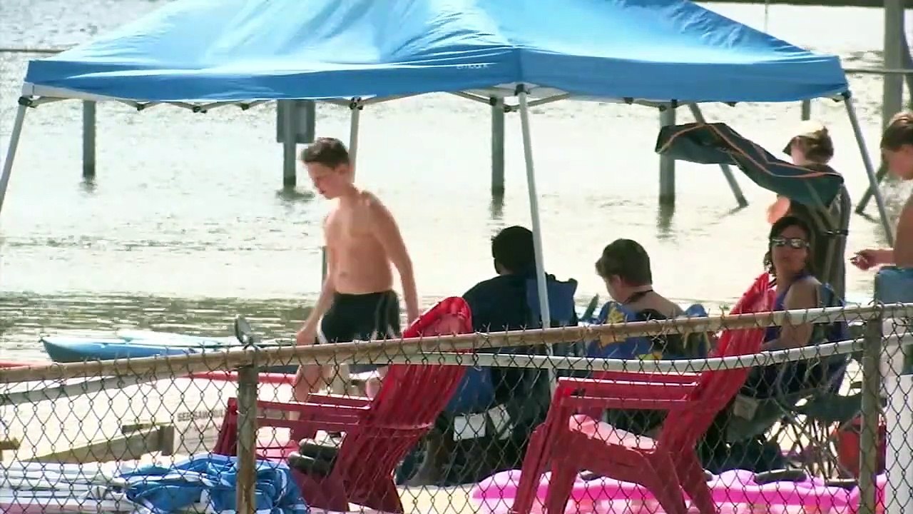 Un homme âgé de 59 ans décède après avoir été infecté par une "amibe dévoreuse de cerveau" dans un parc aquatique aux Etats-Unis - VIDEO