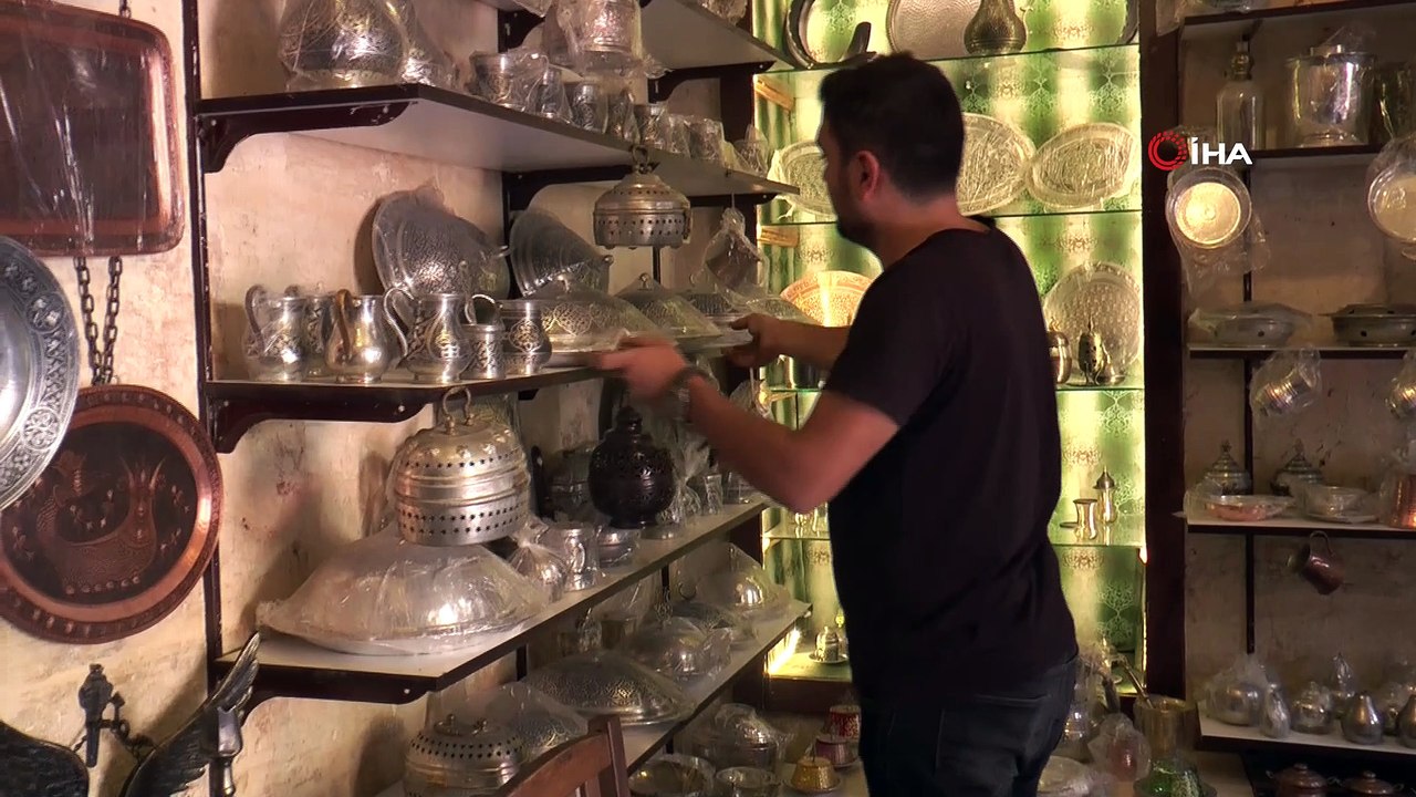 İki üniversite bitirdi bakır işleme ustası oldu