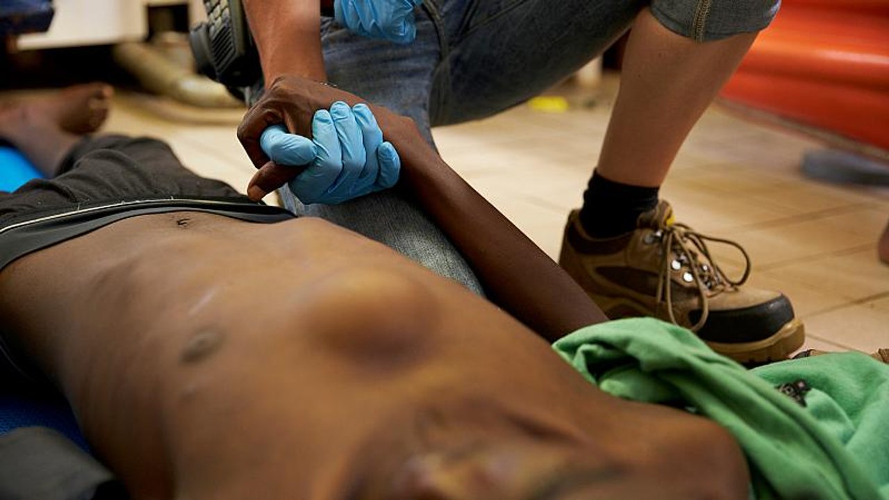 Rettungsschiff 'Gregoretti': Migranten in der Warteschleife