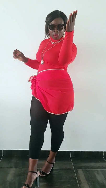 Mais qu'est ce qu'elle fait ?