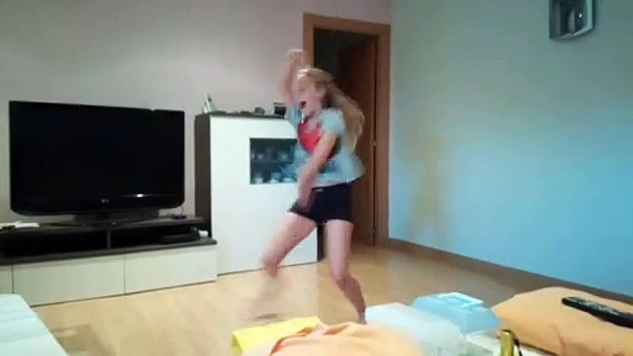 Maia bailando Verano 2019