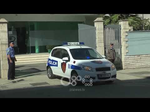 RTV Ora - Gjobë 50 mije euro biznesmenit në Durrës, tre të arrestuar