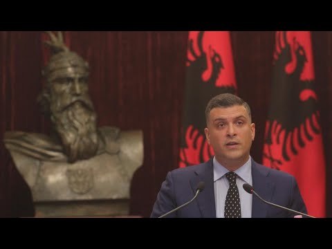 RTV Ora - Meta dekreton ligjin për Organet e qeverisjes së sistemit në drejtësi