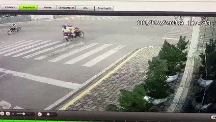 Vídeo mostra momento exato de acidente no Centro de Sousa