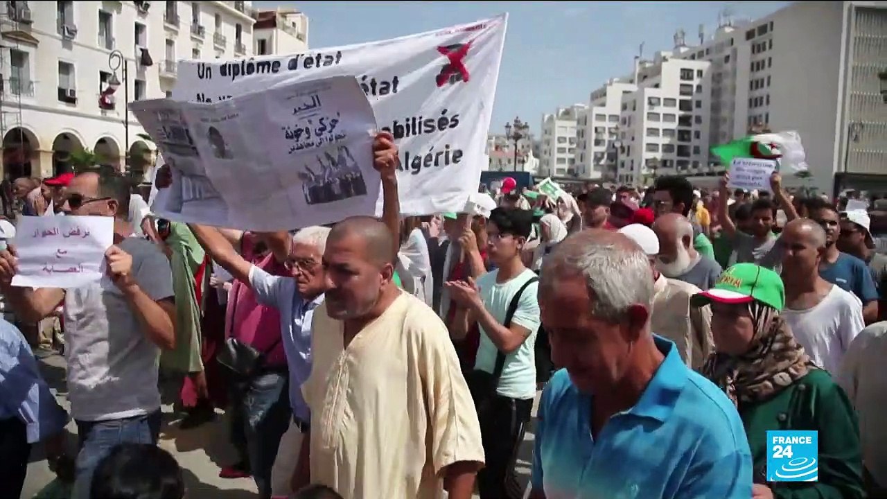 Algerian army chief rejects pre-conditions for talks with protesters