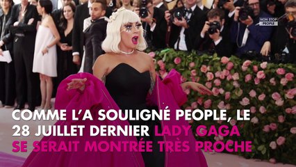 Lady Gaga en couple ? La chanteuse s’affiche en compagnie d’un bel inconnu