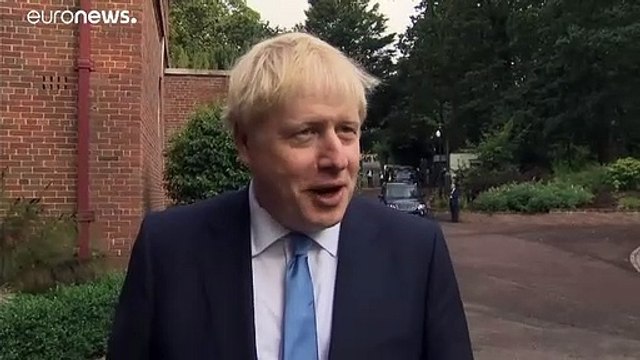 Boris Johnson visita Irlanda del Norte y niega que un Brexit duro suponga una frontera física