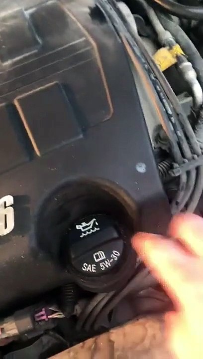 How to check the oil in your car (ford edge and Pontiac g6)