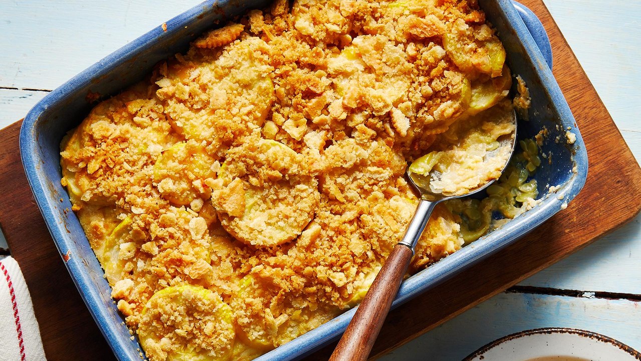 How to Make Classic Squash Casserole