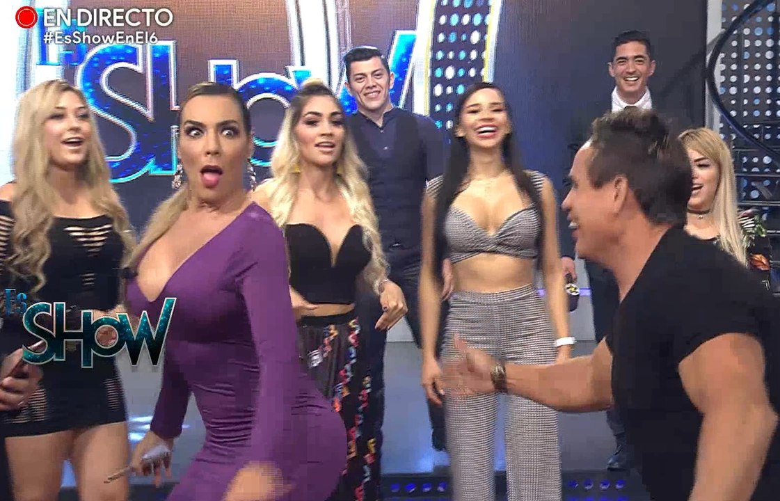 ¿Le dio una nalgada?