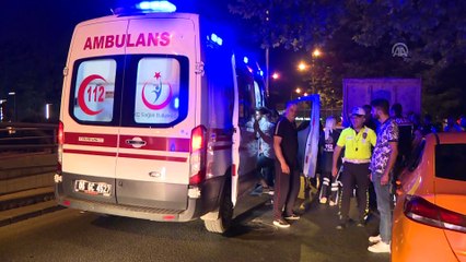 Otomobil park halindeki kamyona çarptı: 3 yaralı - ANKARA