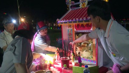 Taiwanese mark ghost month with lanterns for the dead