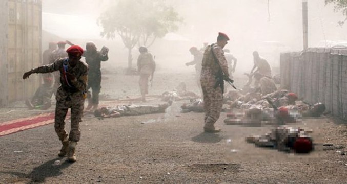 Yemen'de askeri geçit törenine bombalı saldırı! 32 ölü