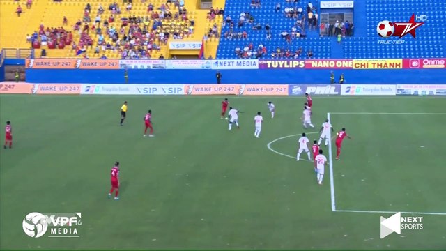 Vào sân từ ghế dự bị, Tiến Linh vẫn lập cú đúp giúp Becamex Bình Dương đánh bại Hải Phòng